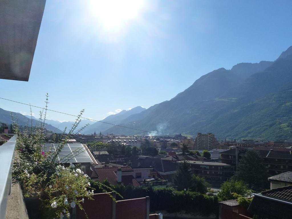 La Betulla Appartamento Confortevole Wifi E Parking Free Aosta Zewnętrze zdjęcie